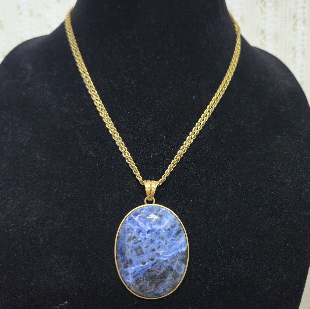 Coldwater Creek Sodalite Pendant Gold Chain Necklace